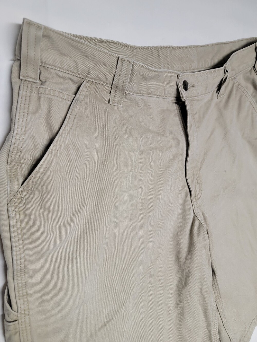 Carhartt Men's Tan Cargo Relaxed Fit Shorts - Rugged Workwear Style - Picture 3 of 15